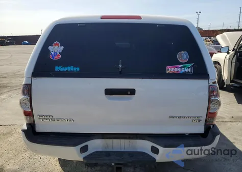 2014 Toyota Tacoma Prerunner V6 из США, поврежденный, VIN 5TFKU4HN4EX005477